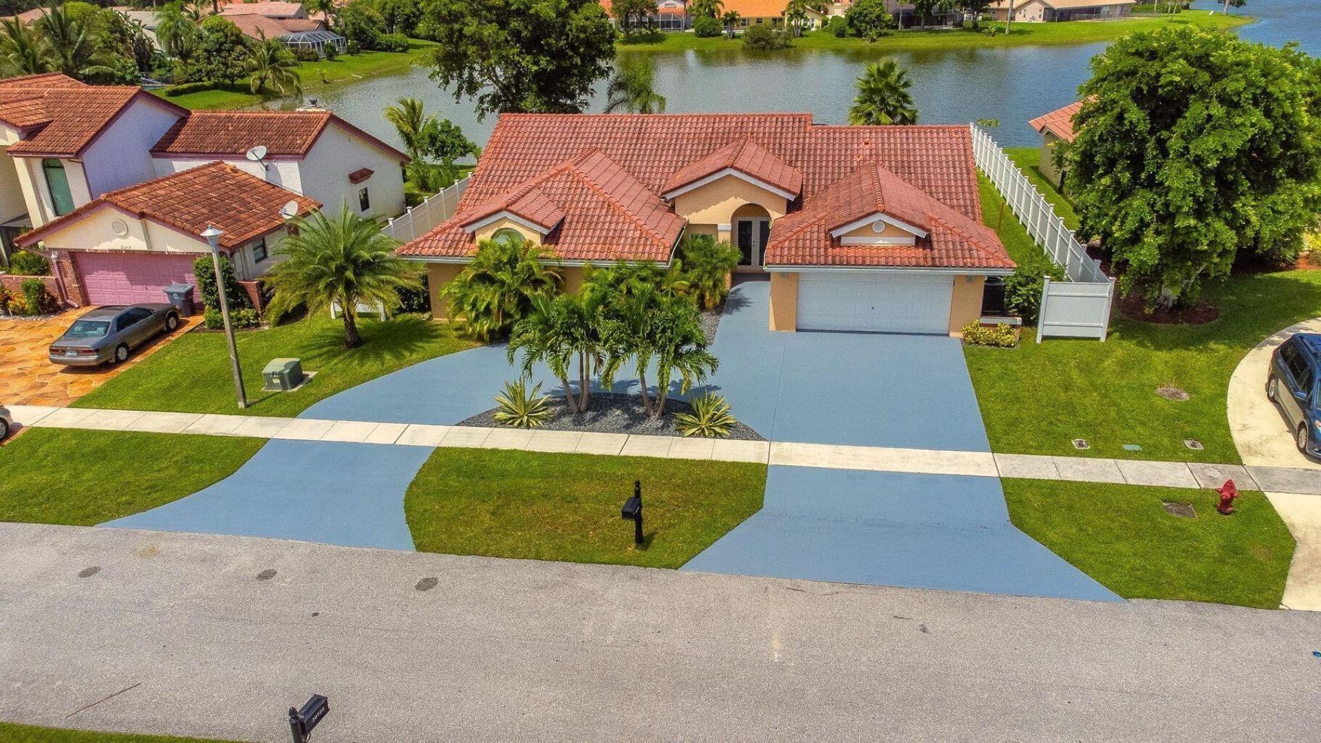 20725 Waters Edge Court, Boca Raton, FL 33498 Photo