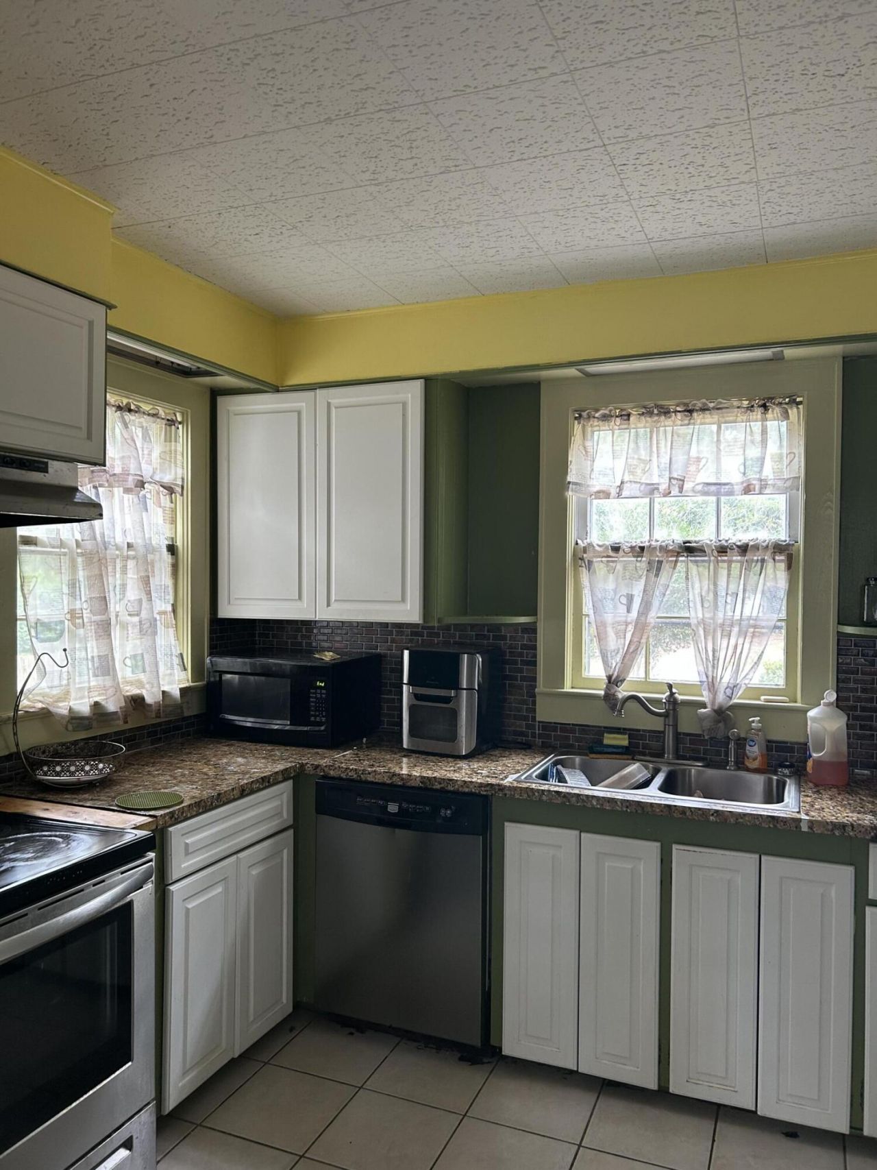802 Fulton Avenue Photo 4