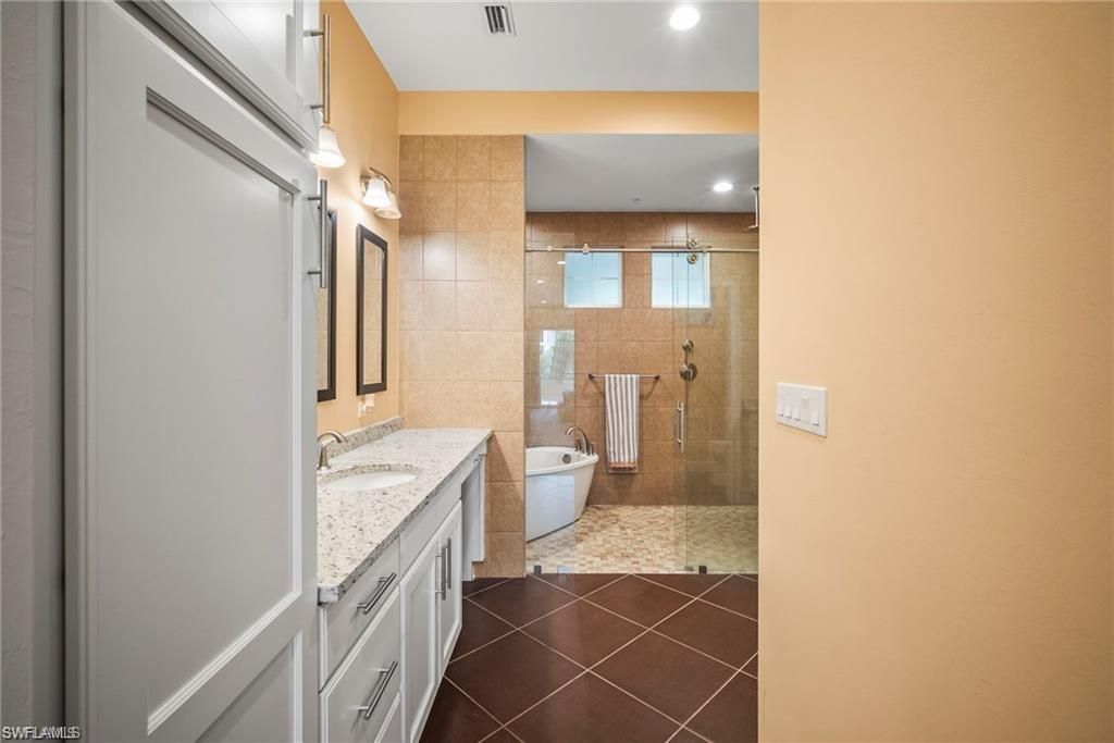 21460 Strada Nuova Cir , Estero, FL 33928 Photo