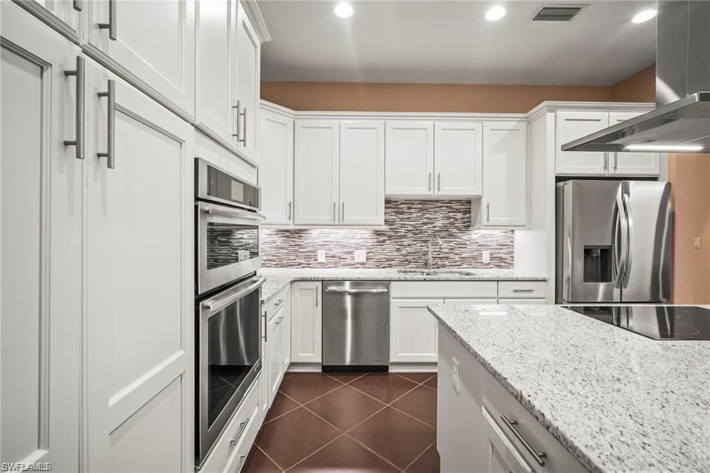 21460 Strada Nuova Cir , Estero, FL 33928 Photo