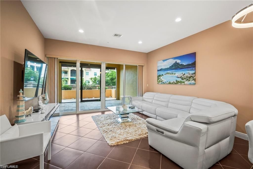 21460 Strada Nuova Cir , Estero, FL 33928 Photo