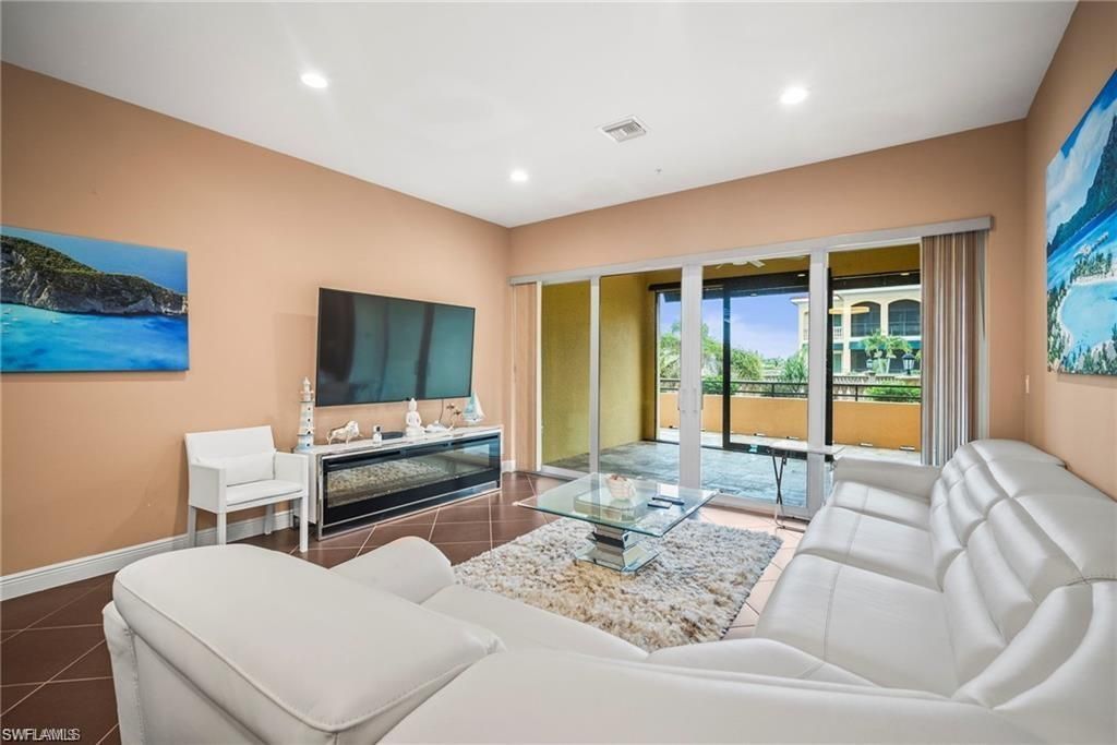 21460 Strada Nuova Cir , Estero, FL 33928 Photo