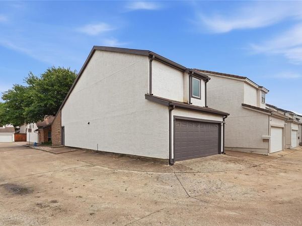17118 Planters Row, Addison, TX 75001
