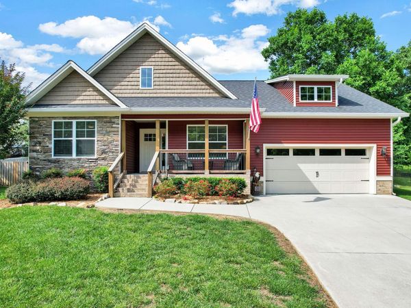 1302 Blythe Ferry Place, Cleveland, TN 37312