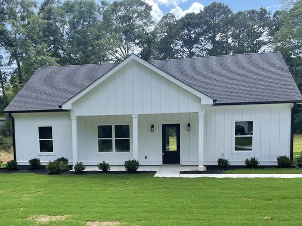 90 Baker Lane, Oxford, GA 30054