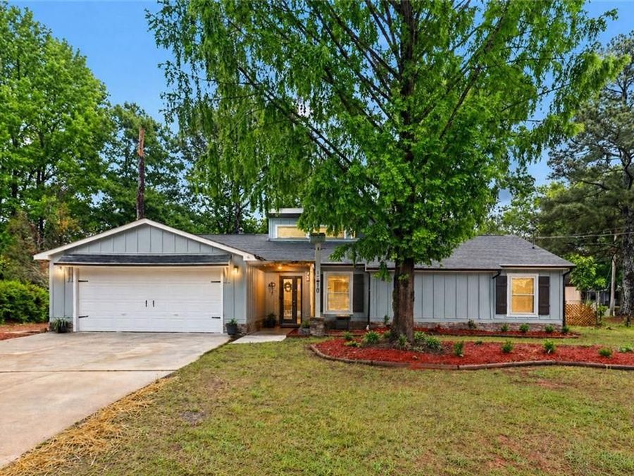 Property Image 1