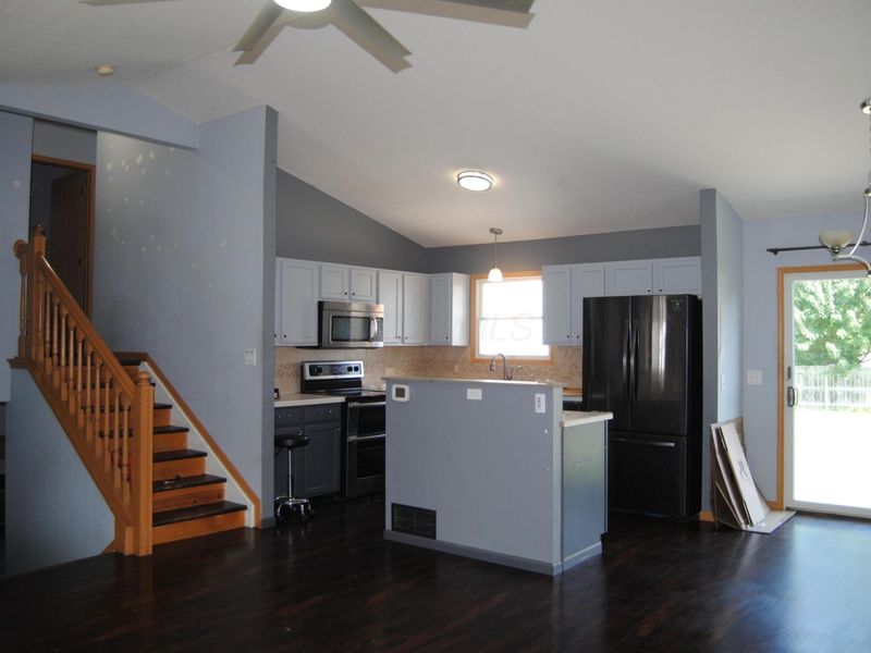 1184 Valley Drive, Marysville, OH 43040 Photo 7