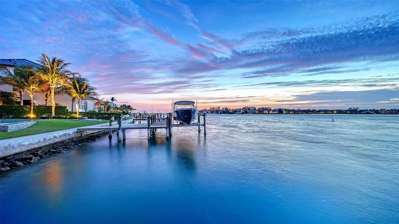 1435 Westway Drive, Sarasota, FL 34236 Photo