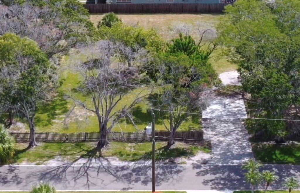 698 Villagrande Avenue S, Saint Petersburg, FL 33707 Photo