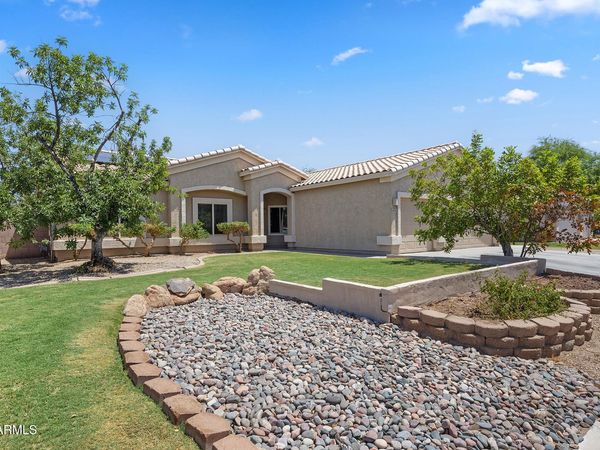 1042 E LYNX Way, Chandler, AZ 85249
