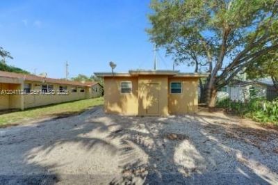 429 NW 9th Ave, Unit 3, Fort Lauderdale, FL 33311 Photo