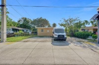 429 NW 9th Ave, Unit 3, Fort Lauderdale, FL 33311 Photo