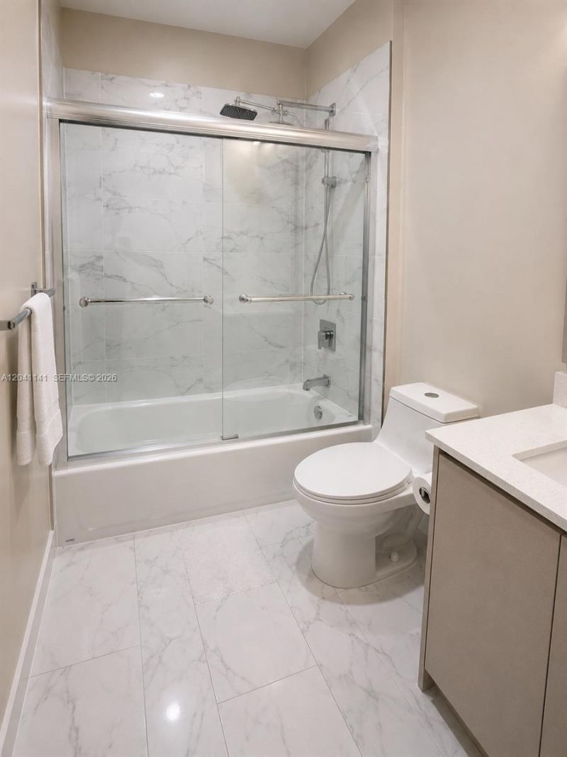 2505 NE 193rd St, Unit 4211, Miami, FL 33180 Photo
