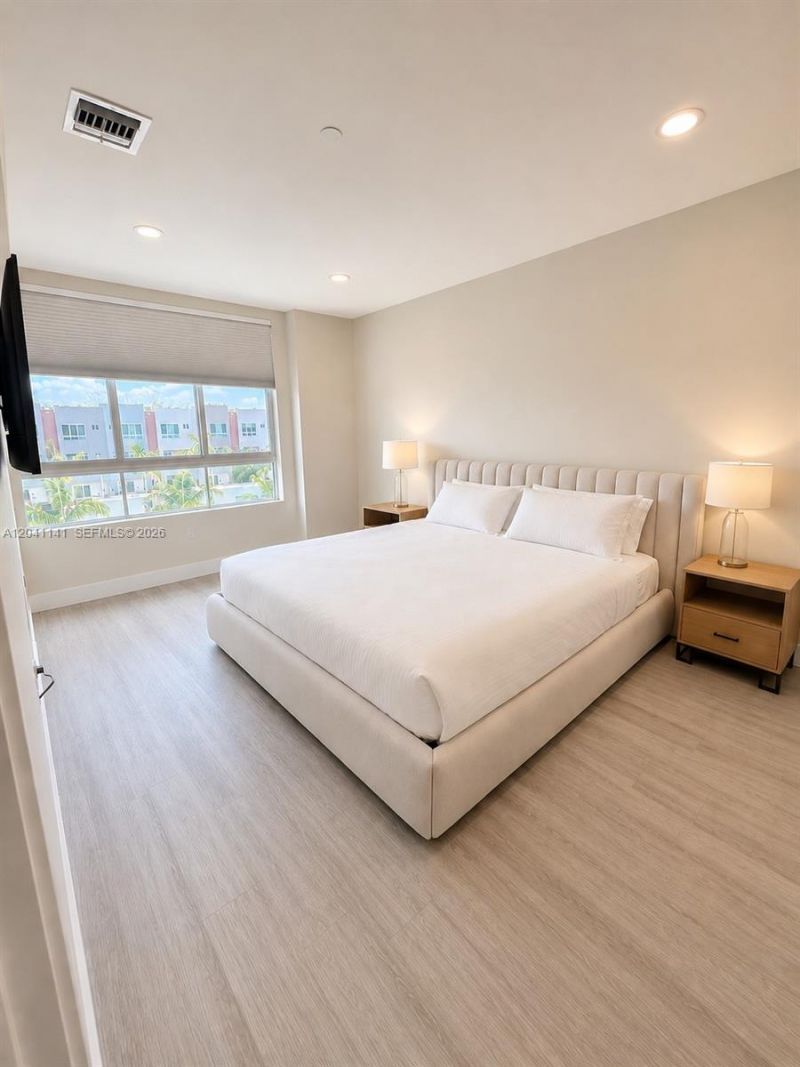 2505 NE 193rd St, Unit 4211, Miami, FL 33180 Photo