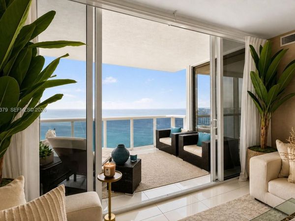 18201 Collins Ave , Unit 5206, Sunny Isles Beach, FL 33160