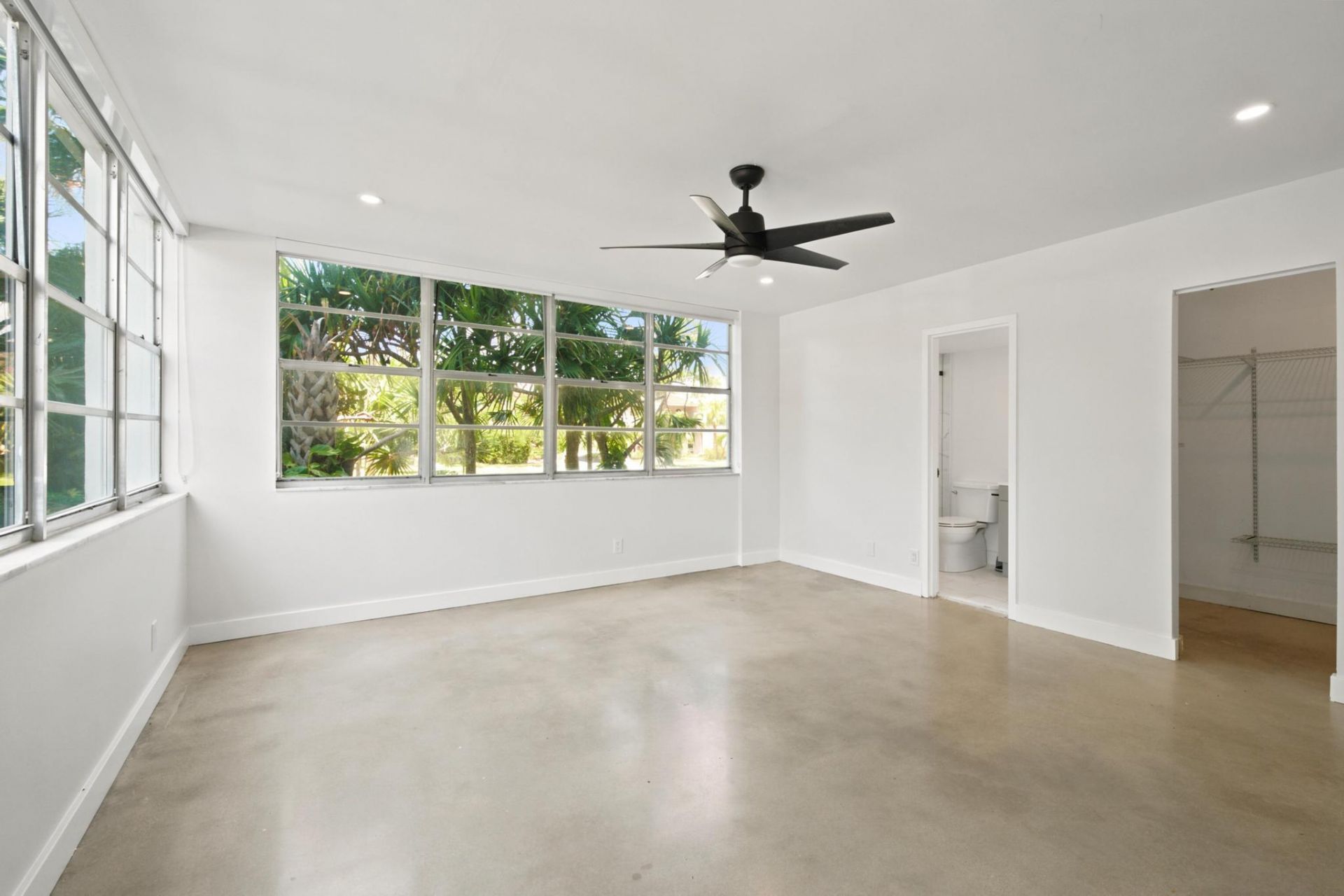 2100 Sans Souci Boulevard, Unit B1, North Miami, FL 33181 Photo