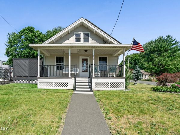 231 Summit Avenue, Rensselaer, NY 12144