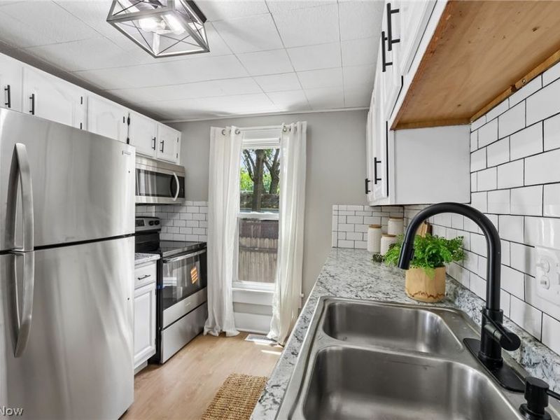 133 E North Street, Wadsworth, OH 44281 Photo 12