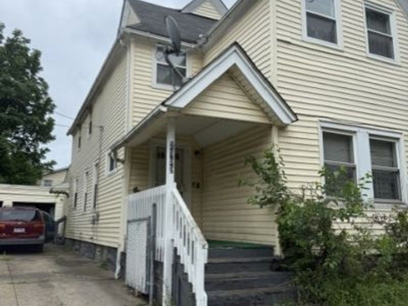2999 E 65th Street, Cleveland, OH 44127 Photo 1