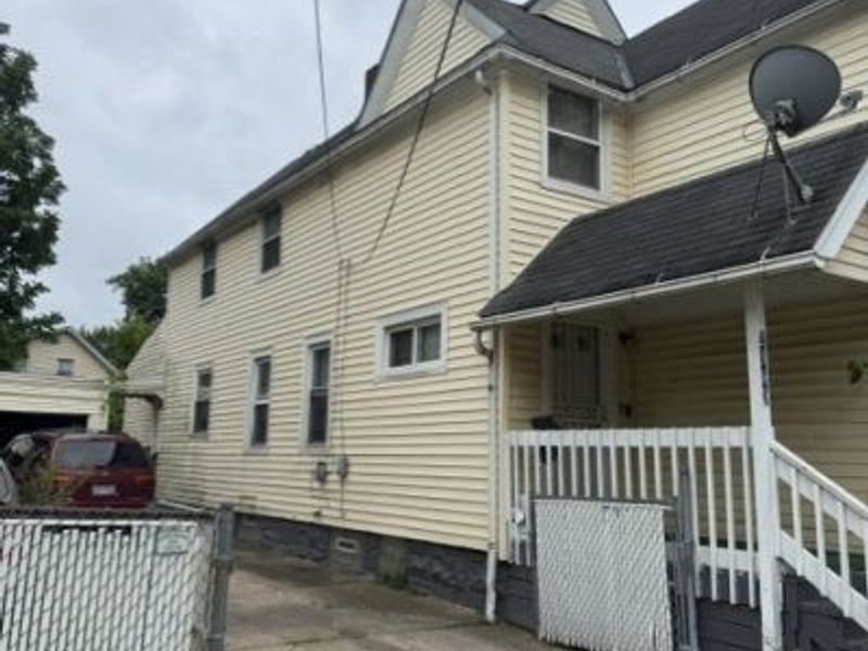 2999 E 65th Street, Cleveland, OH 44127 Photo 3