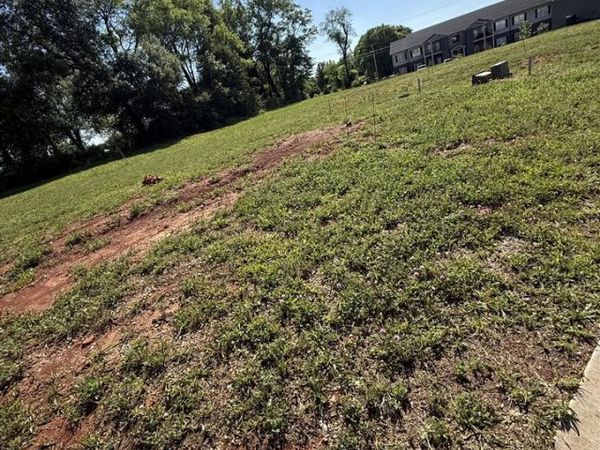 521 Yulan Circle , Bowling Green, KY 42104