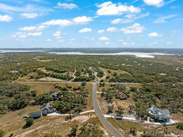 901 CEDAR RISE DR, Canyon Lake, TX 78133