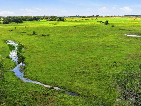 7410 FM 1295, Moulton, TX 77975