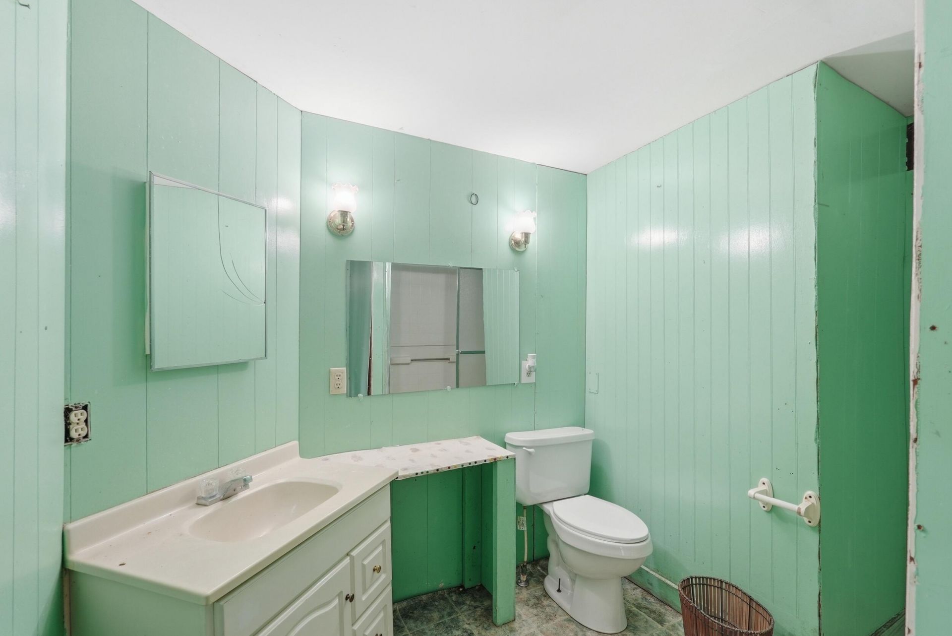 208 Rae Lane Photo 24
