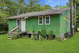 208 Rae Lane photo 4