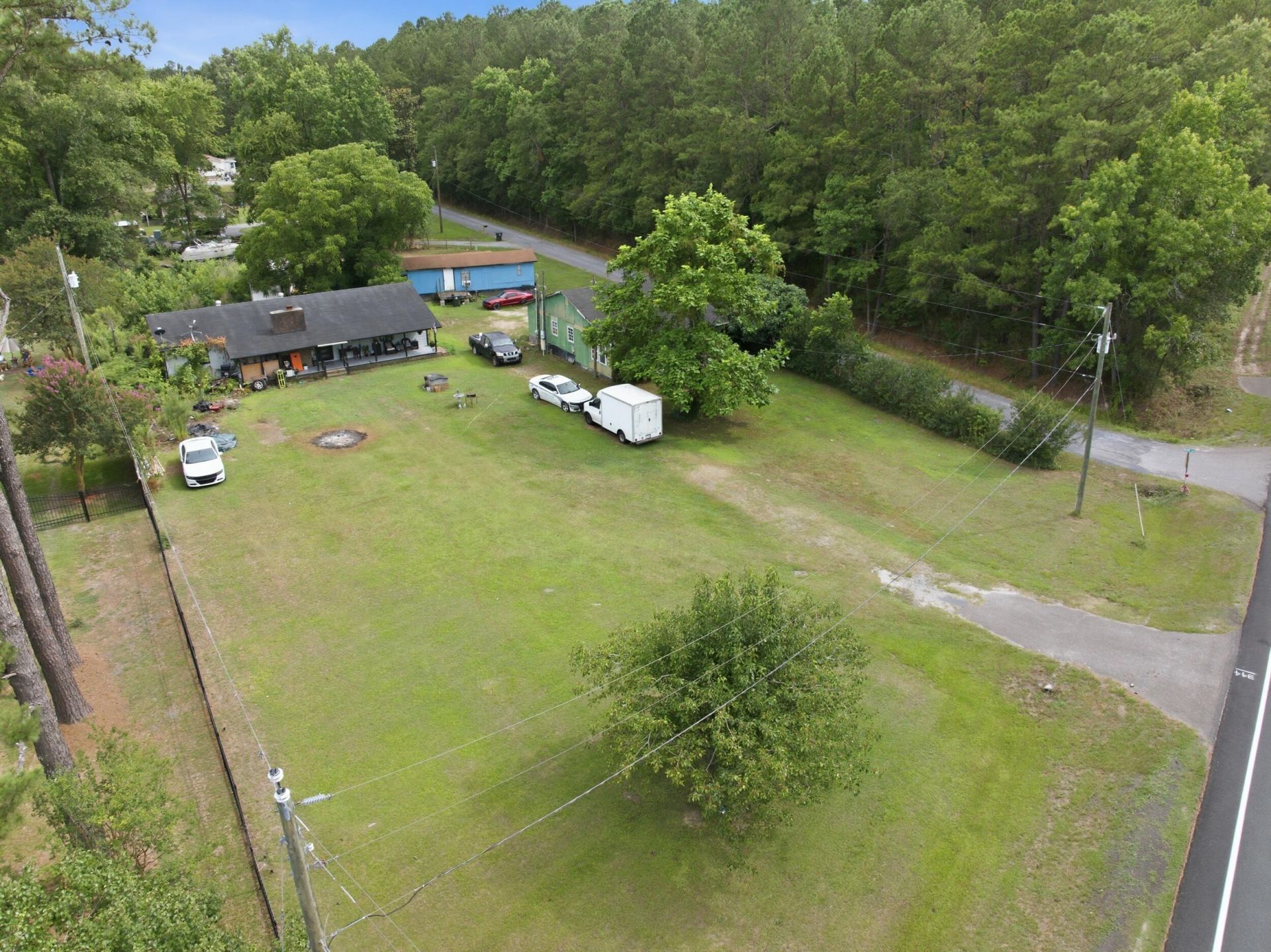 208 Rae Lane Photo 31