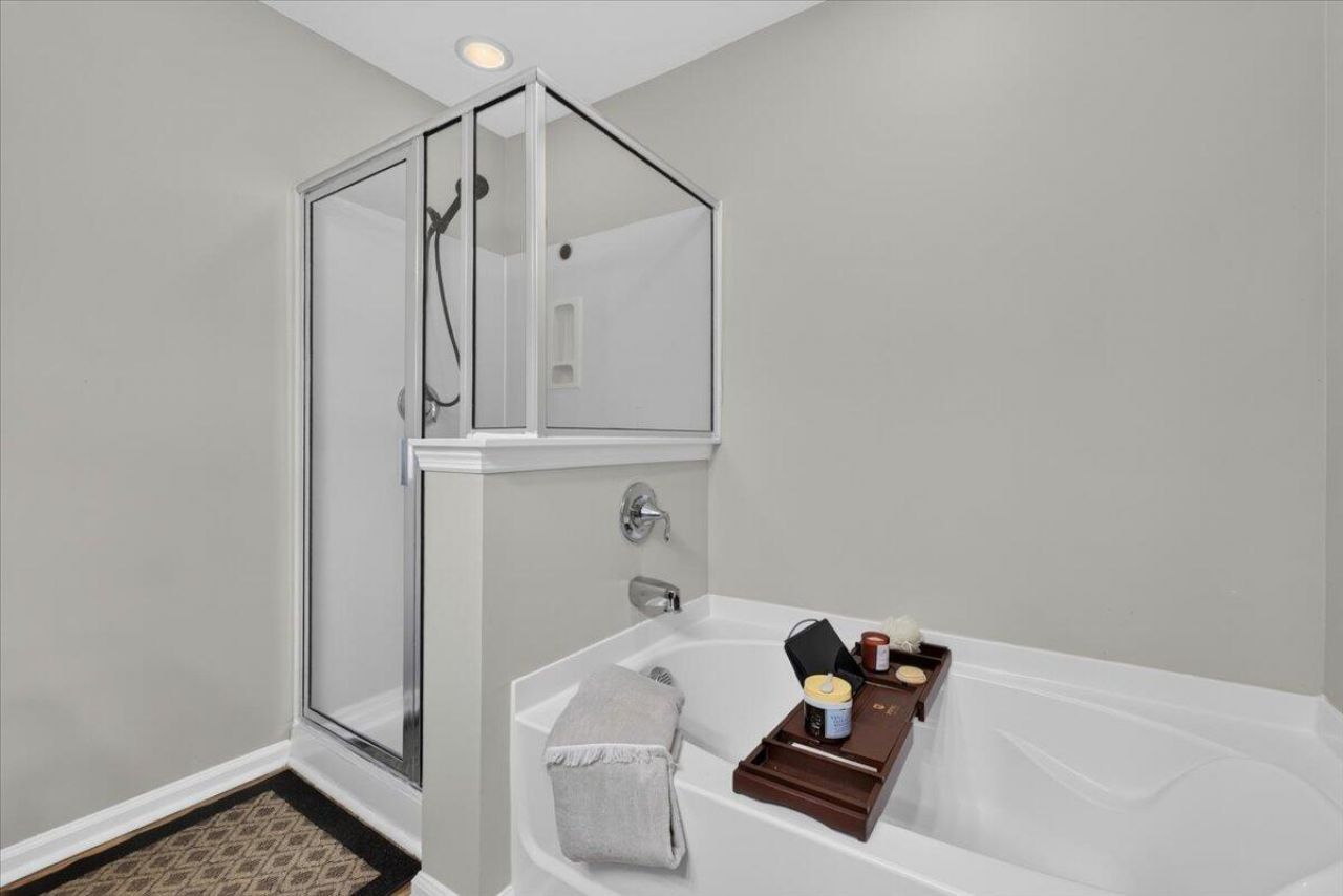 259 Swallowtail Lane Photo 23