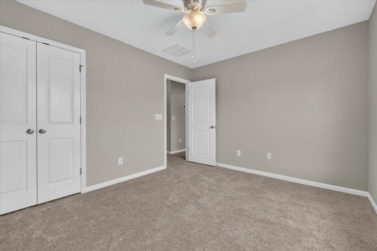 259 Swallowtail Lane Photo 26