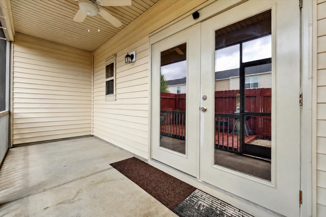 259 Swallowtail Lane Photo 33