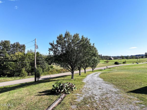 9355 Lonesome Pine Trail, Mosheim, TN 37818