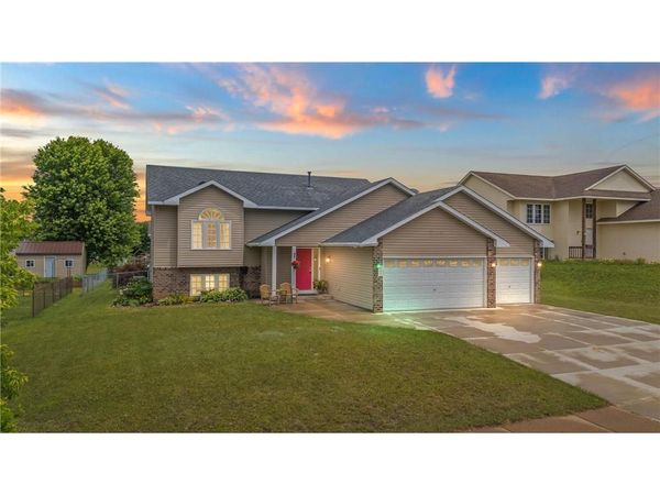 845 Plum Tree Lane, Somerset, WI 54025