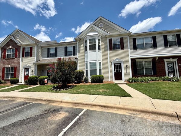 2754 Thornbush Court , Charlotte, NC 28270