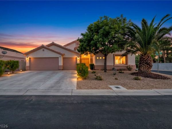 4937 Meadows Encore Avenue, Las Vegas, NV 89131