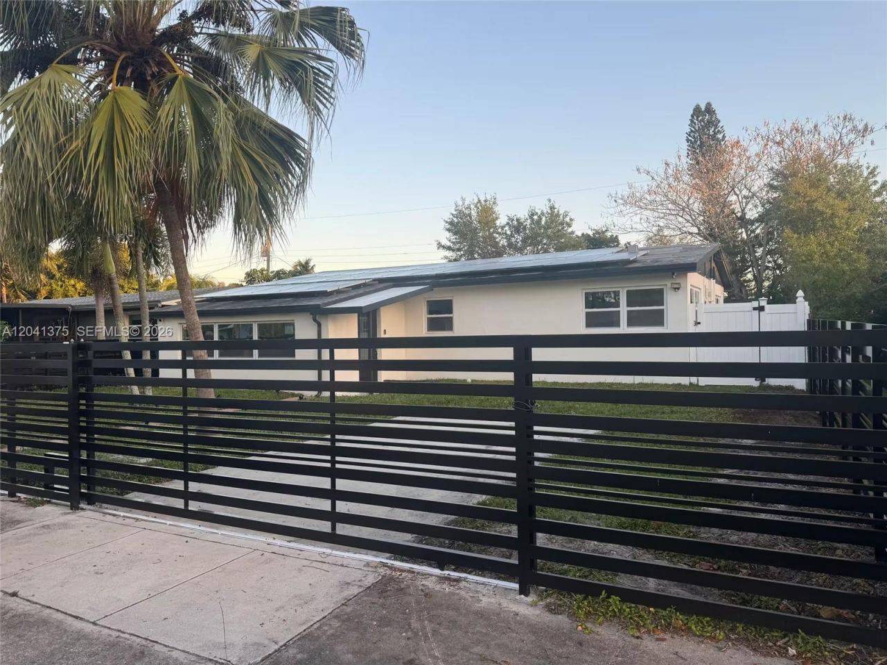 6453 Meade St, Hollywood, FL 33024 Photo