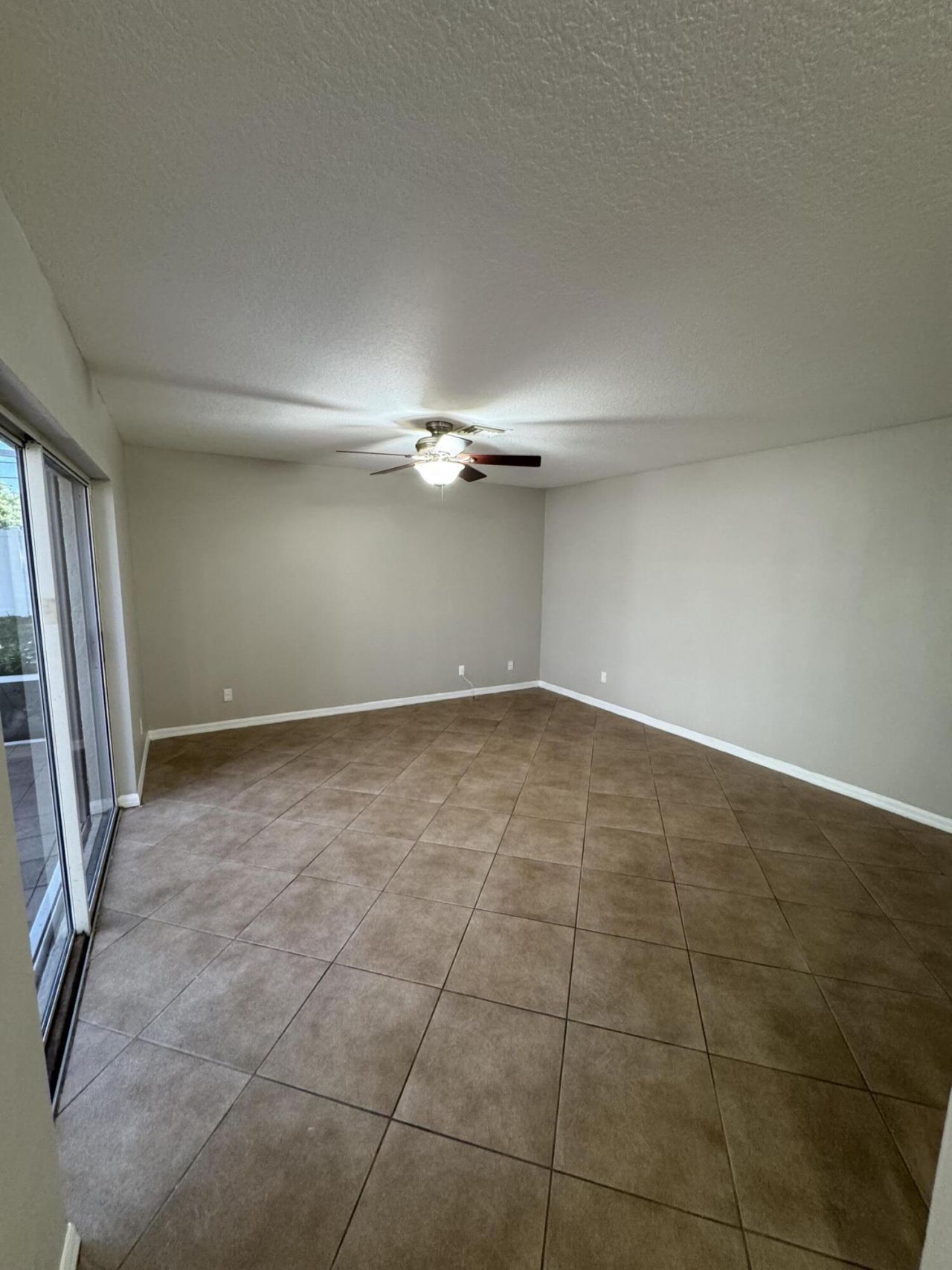 1536 N Lawnwood Circle, Unit 3, Fort Pierce, FL 34950 Photo
