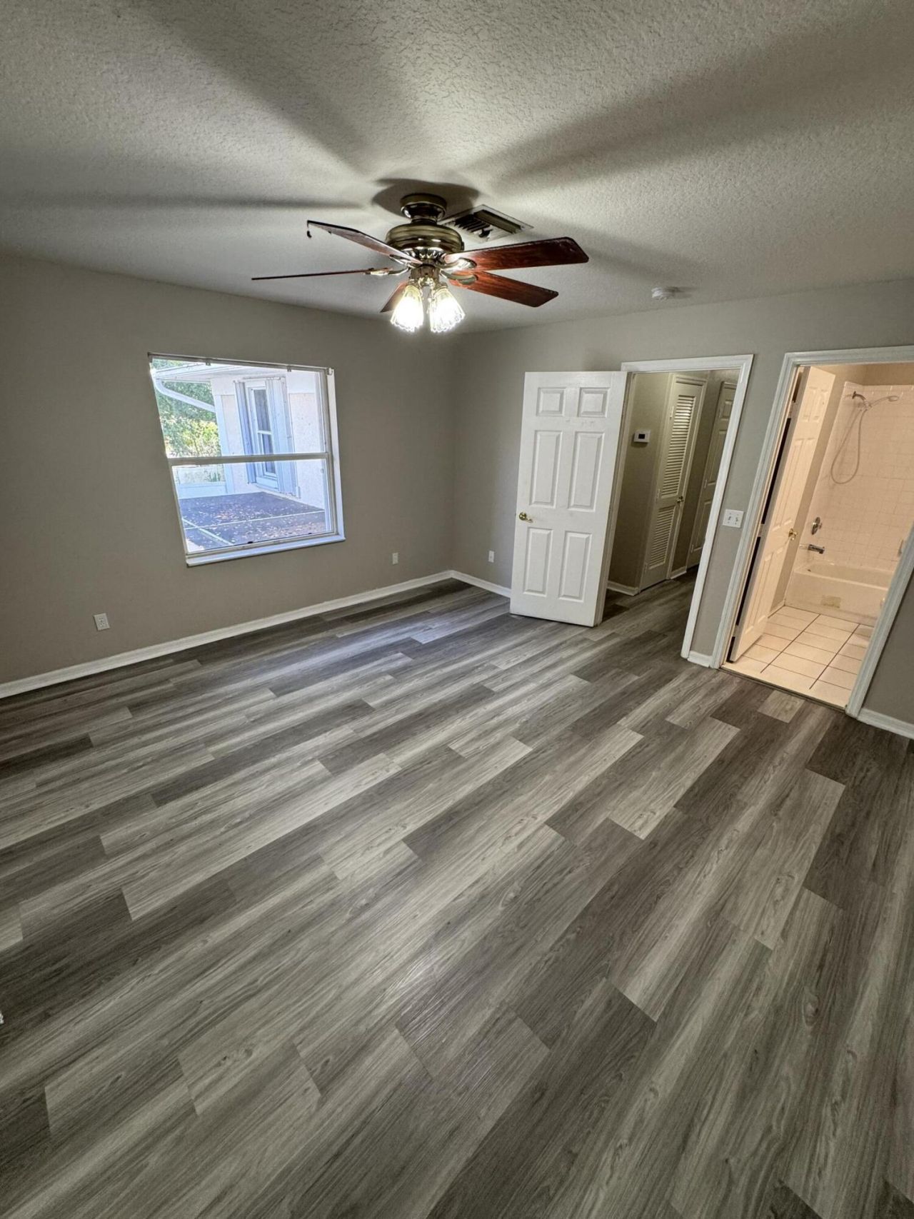 1536 N Lawnwood Circle, Unit 3, Fort Pierce, FL 34950 Photo