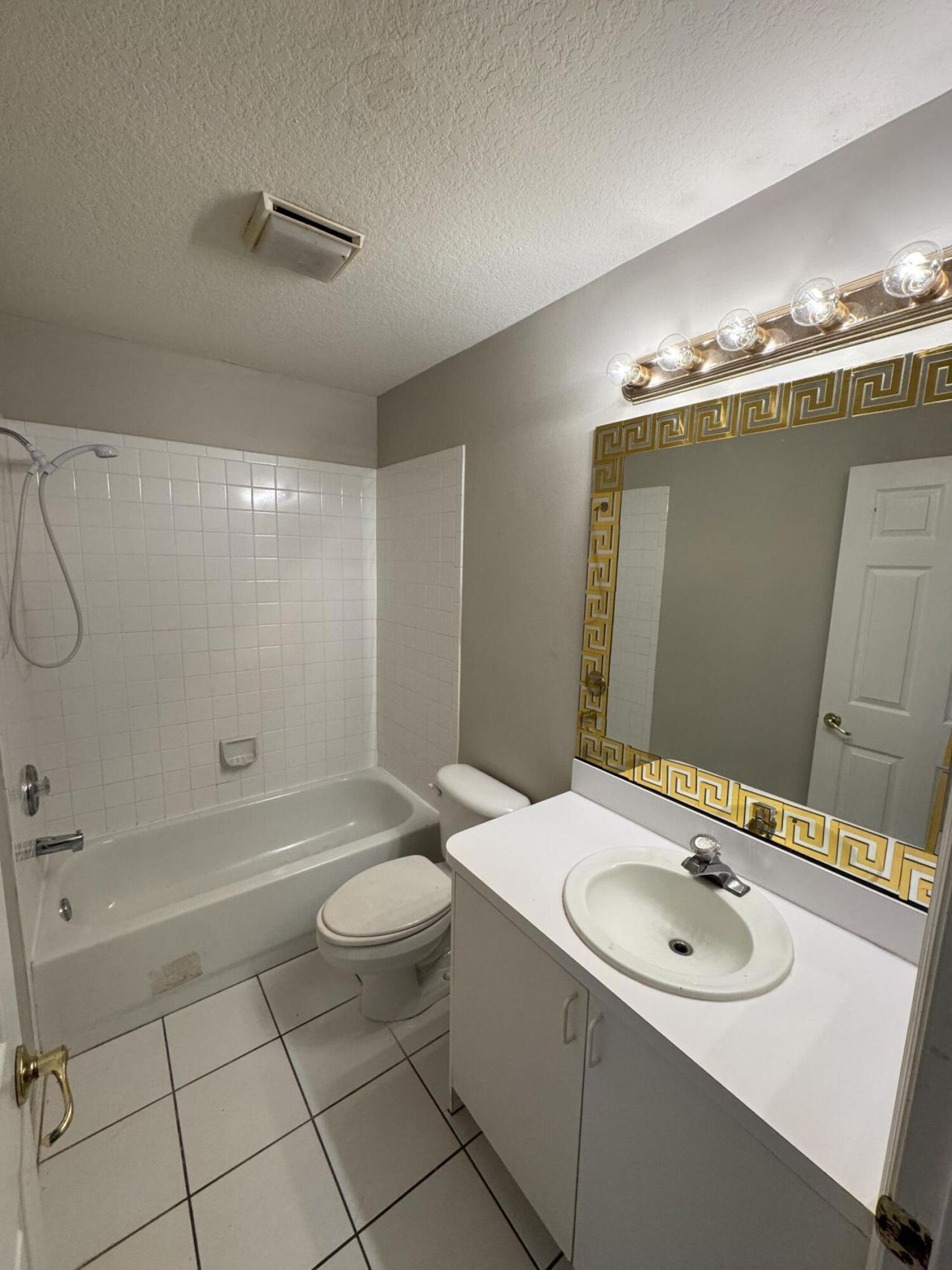 1536 N Lawnwood Circle, Unit 3, Fort Pierce, FL 34950 Photo
