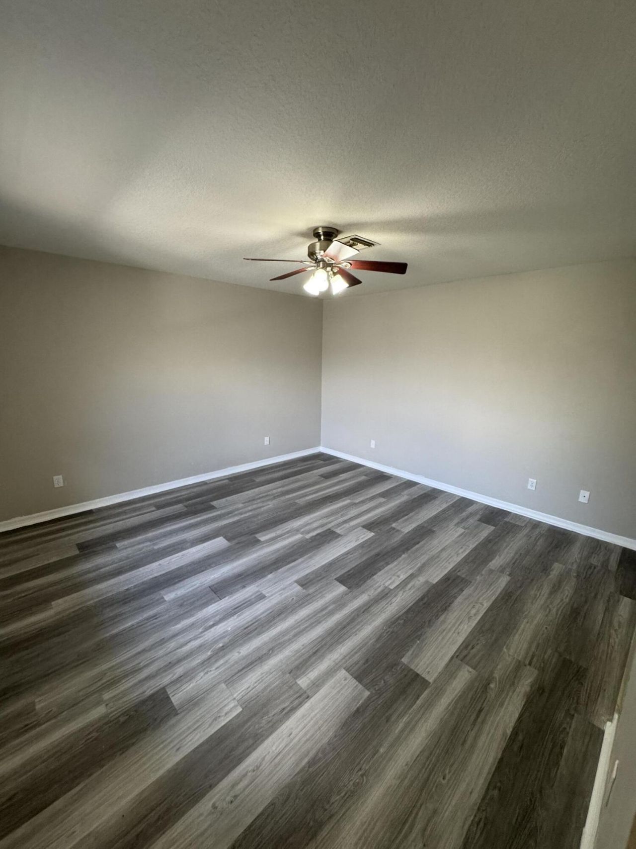 1536 N Lawnwood Circle, Unit 3, Fort Pierce, FL 34950 Photo