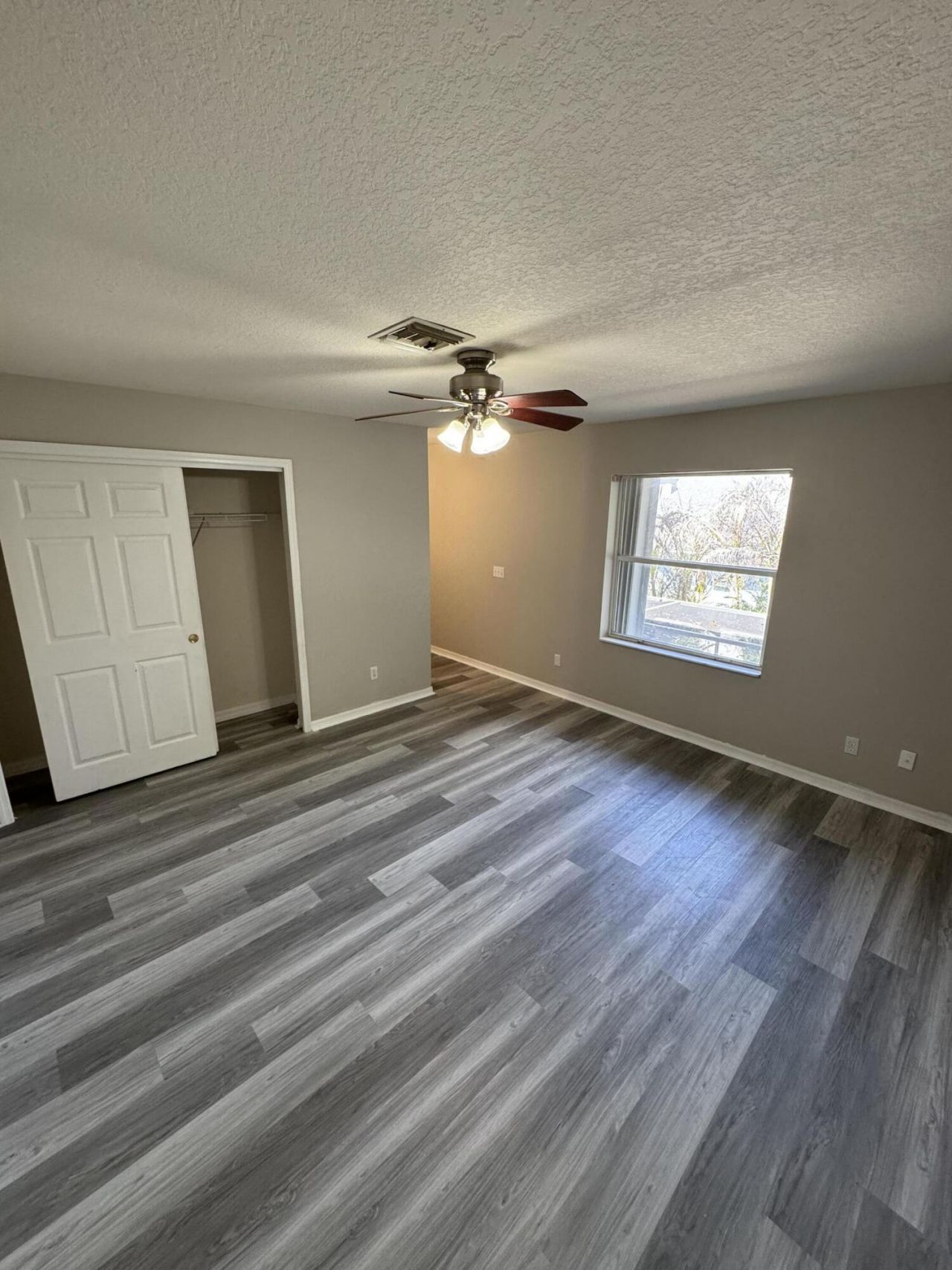 1536 N Lawnwood Circle, Unit 3, Fort Pierce, FL 34950 Photo