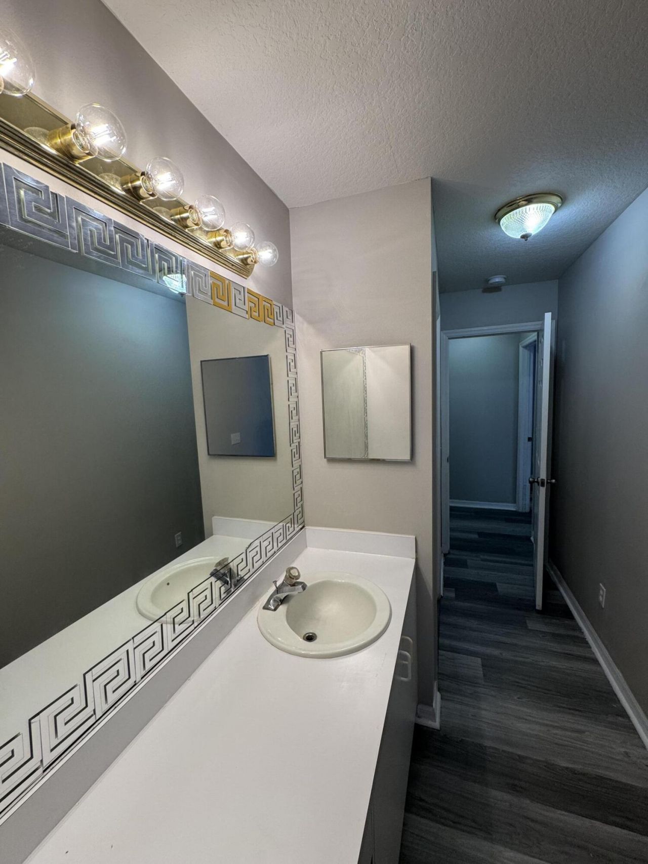 1536 N Lawnwood Circle, Unit 3, Fort Pierce, FL 34950 Photo