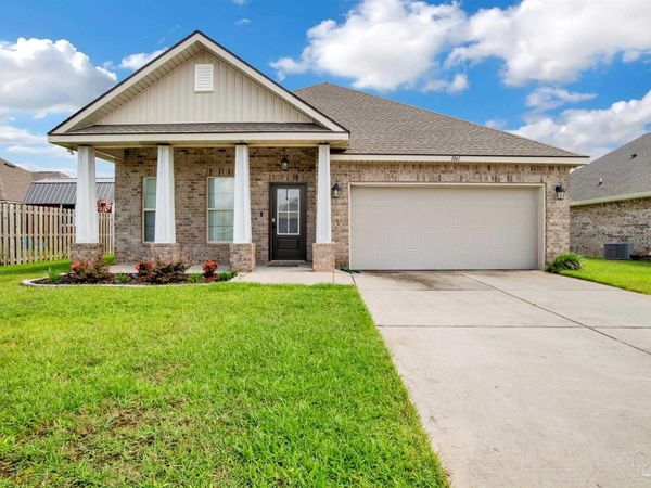 1061 Chloe St, Foley, AL 36535