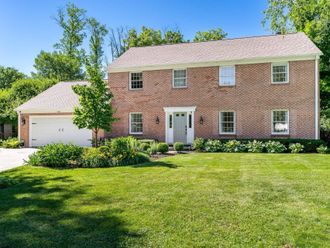 5461 Blackthorn Drive Rockford, IL 61107