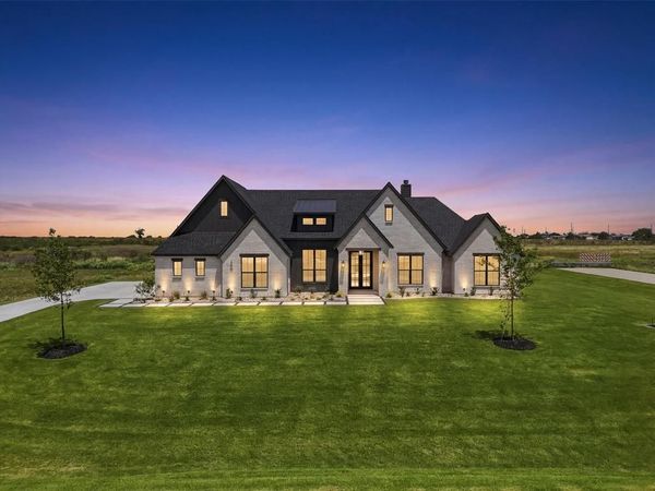 130 Adilynn Trail, Maypearl, TX 76084