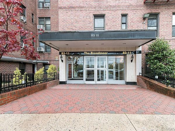83-11 139 Street , Unit 4G, Briarwood, NY 11435