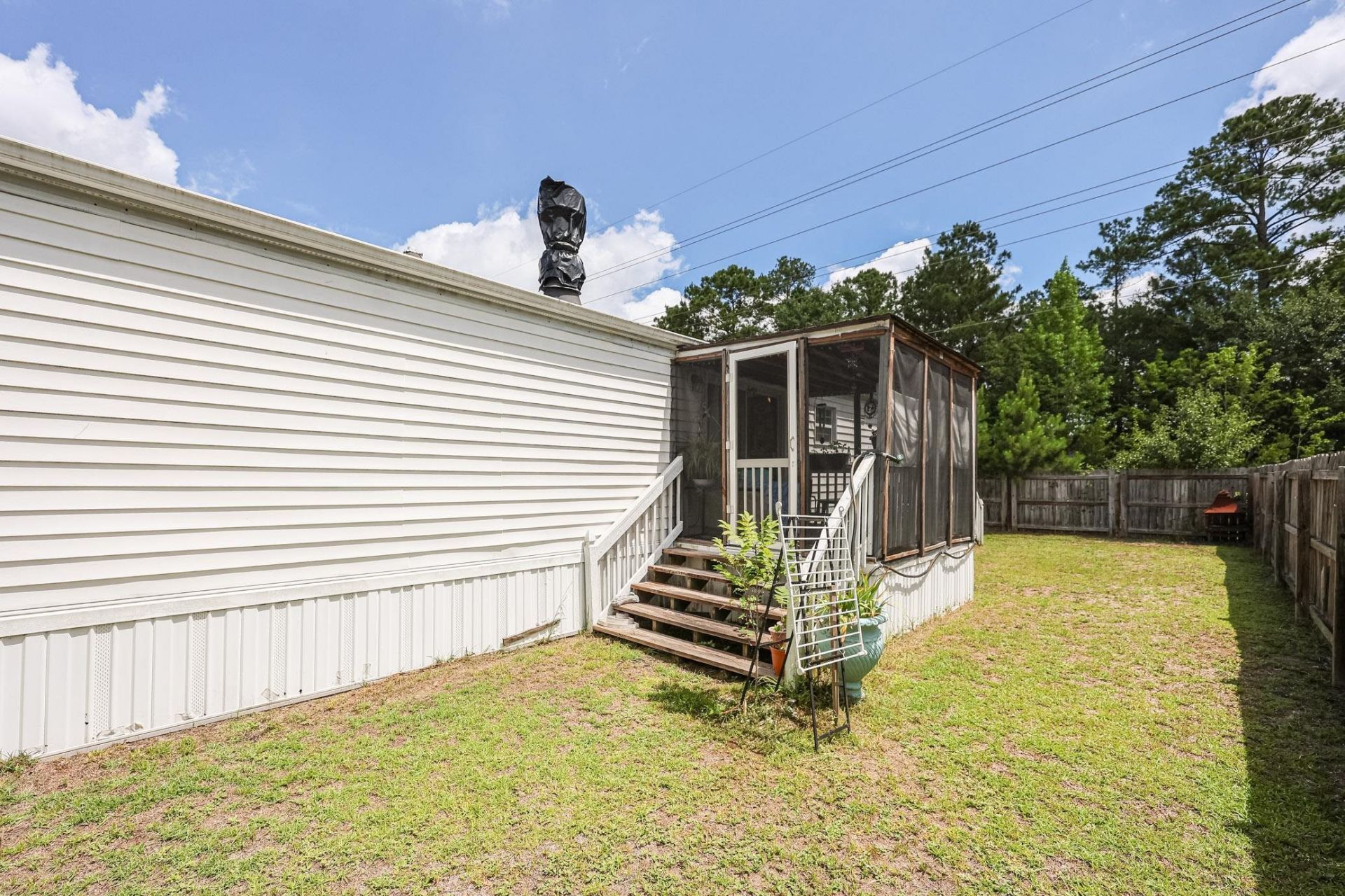 576 Southern Pines Dr. Photo 21