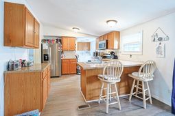 576 Southern Pines Dr. photo 4
